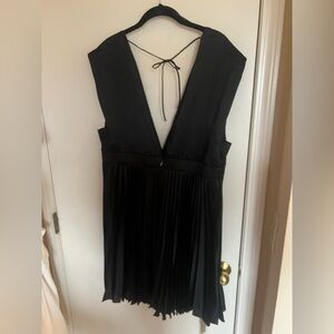 NWT Abercrombie & Fitch Pleated Plunge Mini XL Tall